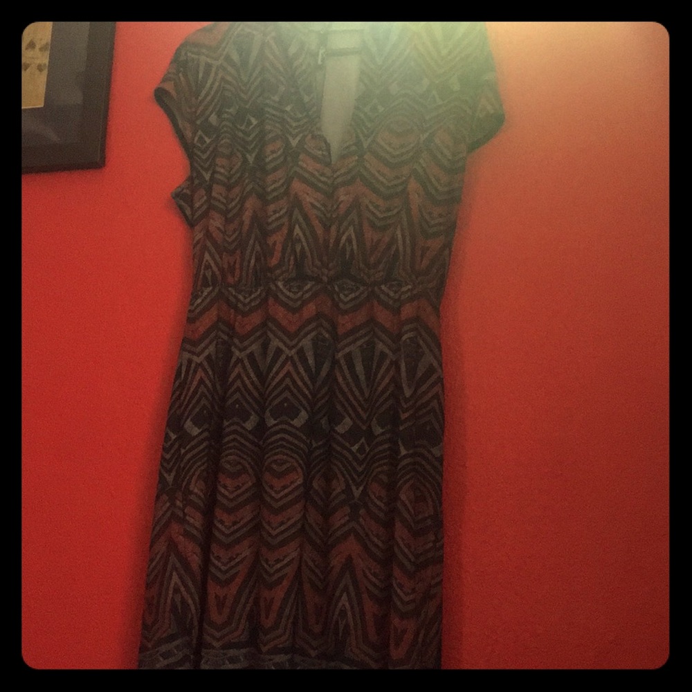 Viereck Dress